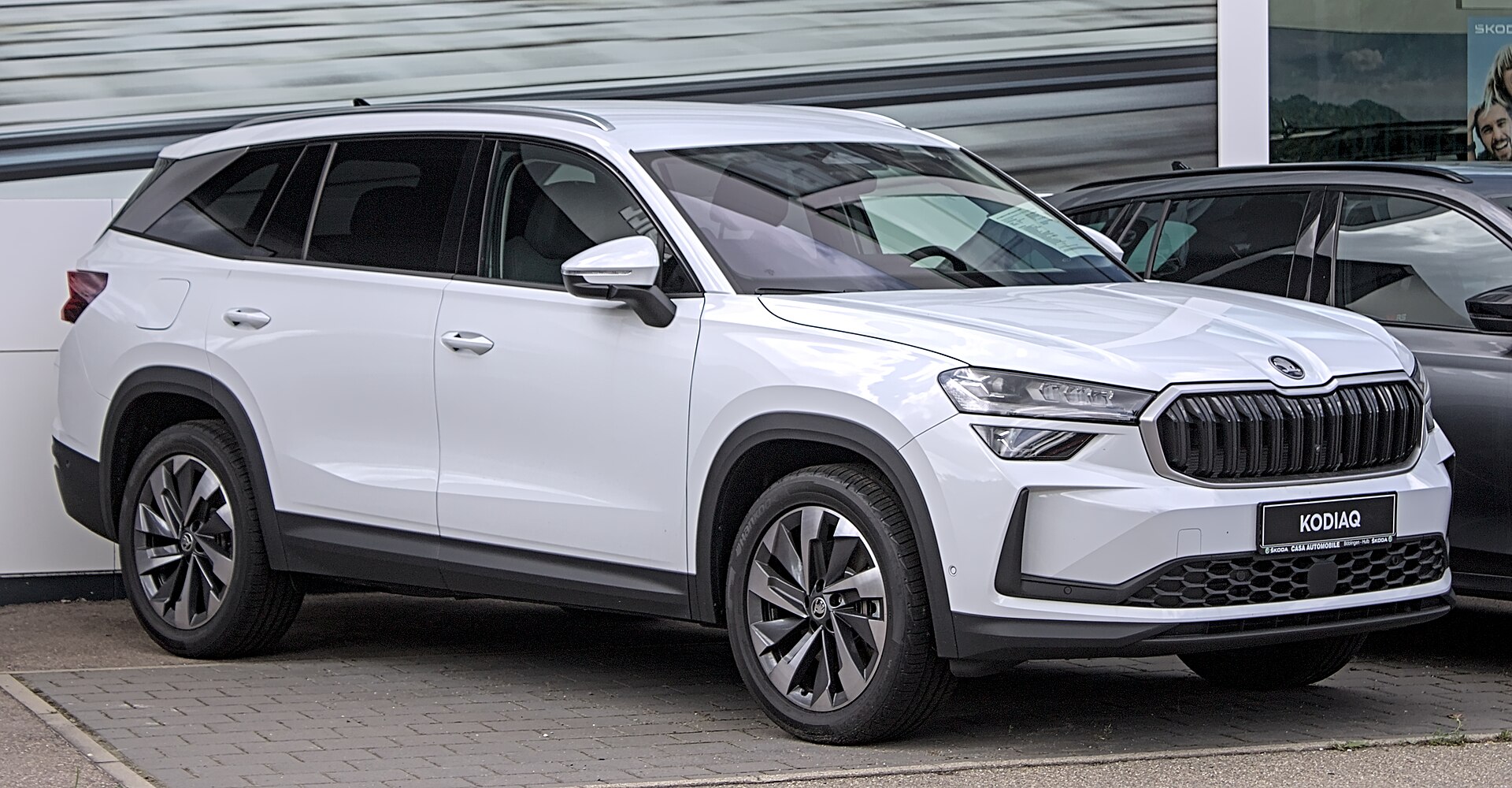 Škoda Kodiaq II yan gövde ve tasarım detayları