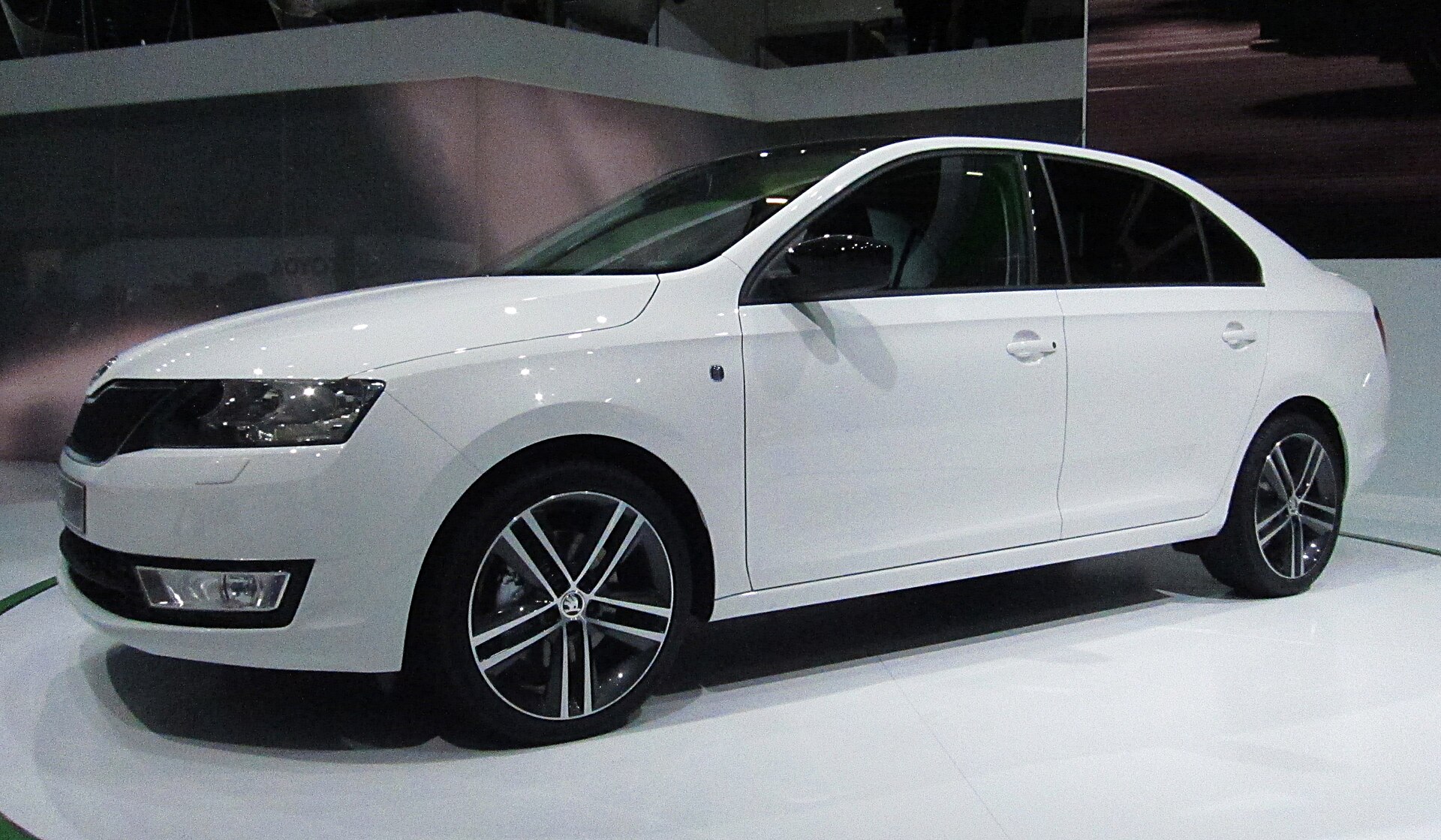 Škoda Rapid Alım Rehberi: 1.6 TDI, DSG ve TSI Motorlar kapak görseli