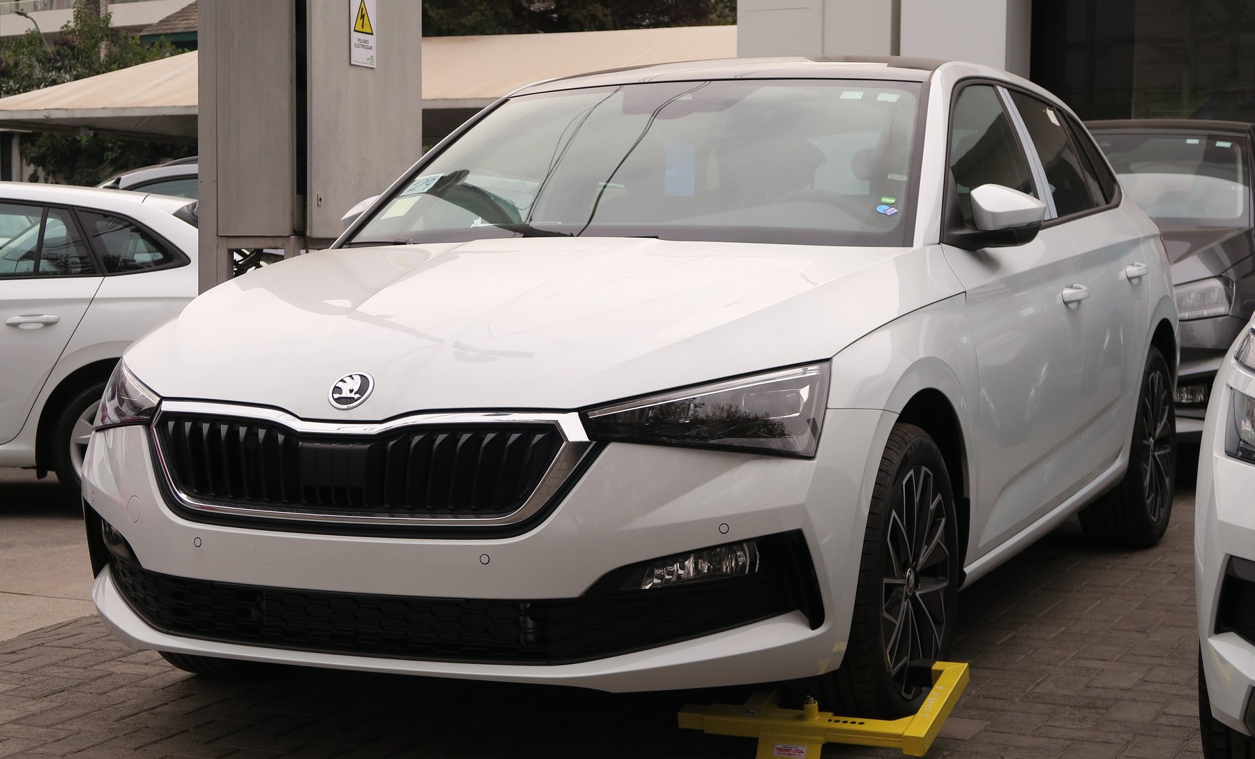 Škoda Scala 1.5 TSI Style yandan görünüm