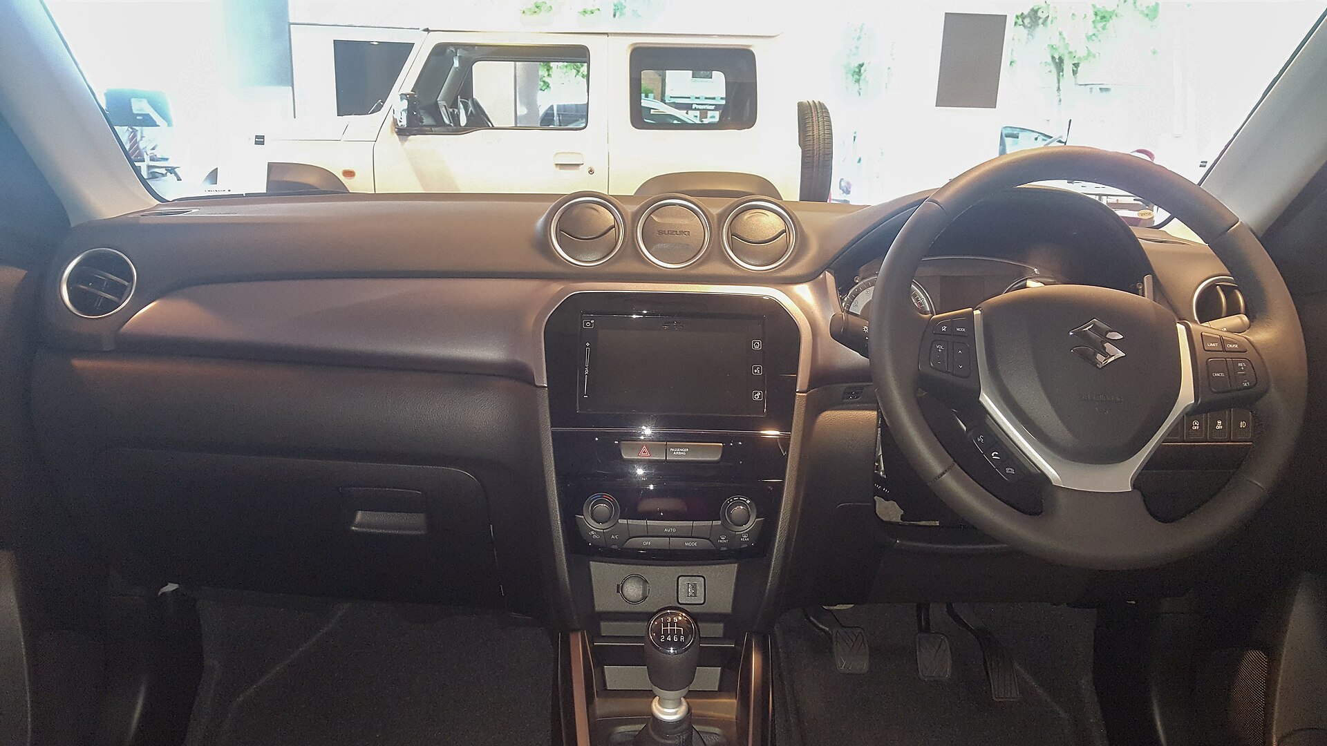 2019 makyajlı Suzuki Vitara iç mekânı