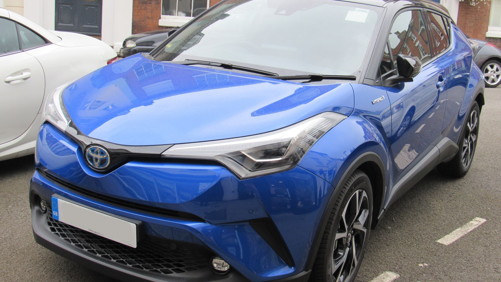 Toyota C-HR Hybrid Alım Rehberi: Batarya, e-CVT ve 12V Sistem Dosyası