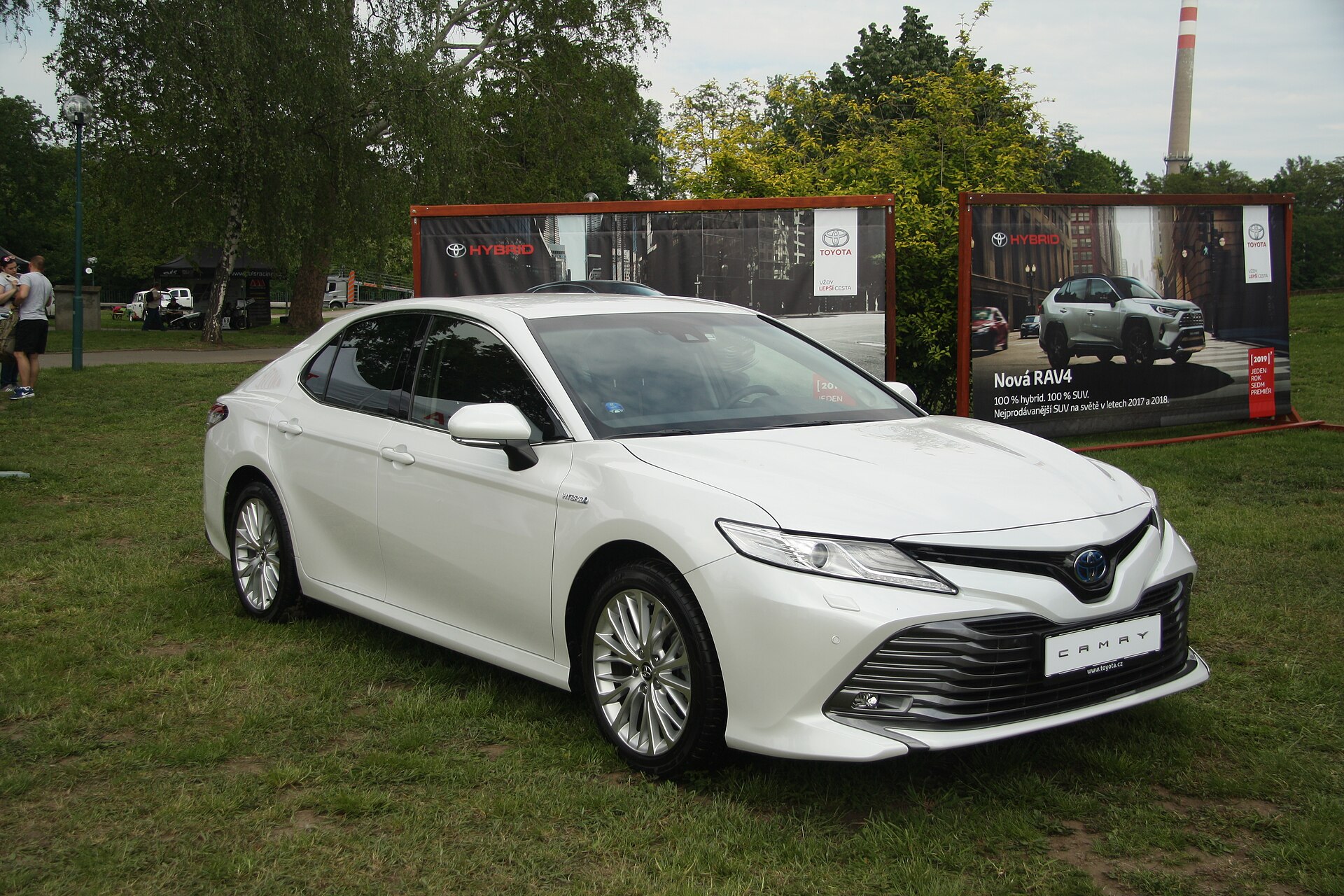 2019 Toyota Camry XV70 etkinlikte dış görünüm