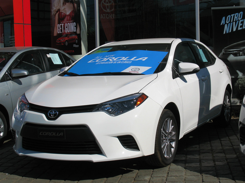 Toyota Corolla E170 Alım Rehberi: Valvematic, CVT ve LPG: dış görünüm ve gövde ayrıntısı 2