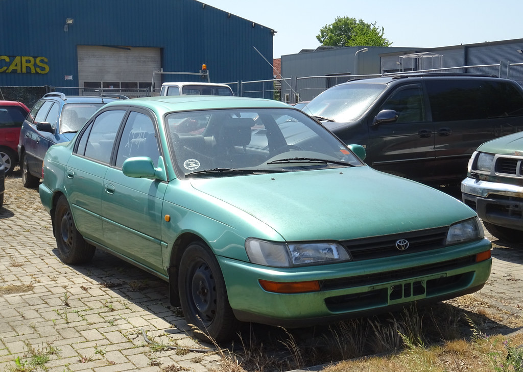 Toyota Corolla E170 Alım Rehberi: Valvematic, CVT ve LPG: dış görünüm ve gövde ayrıntısı 5