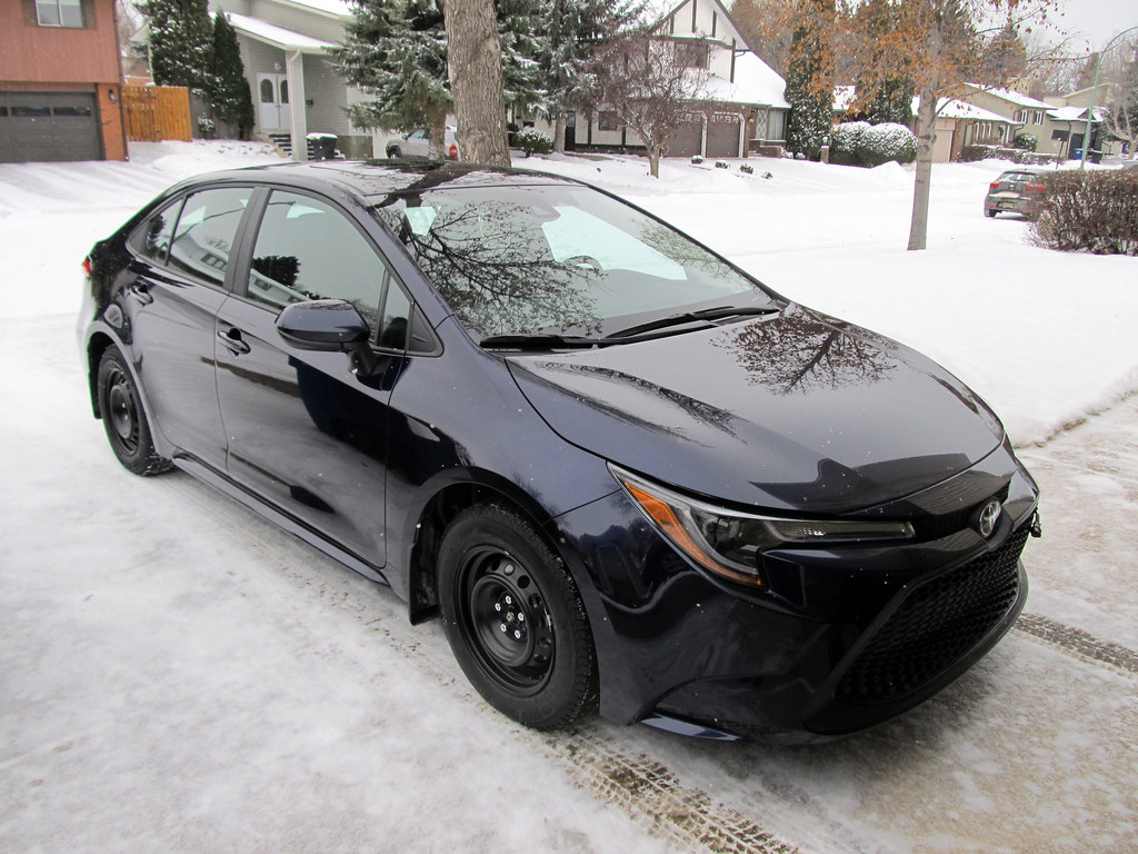 Toyota Corolla E210 görünüm 1