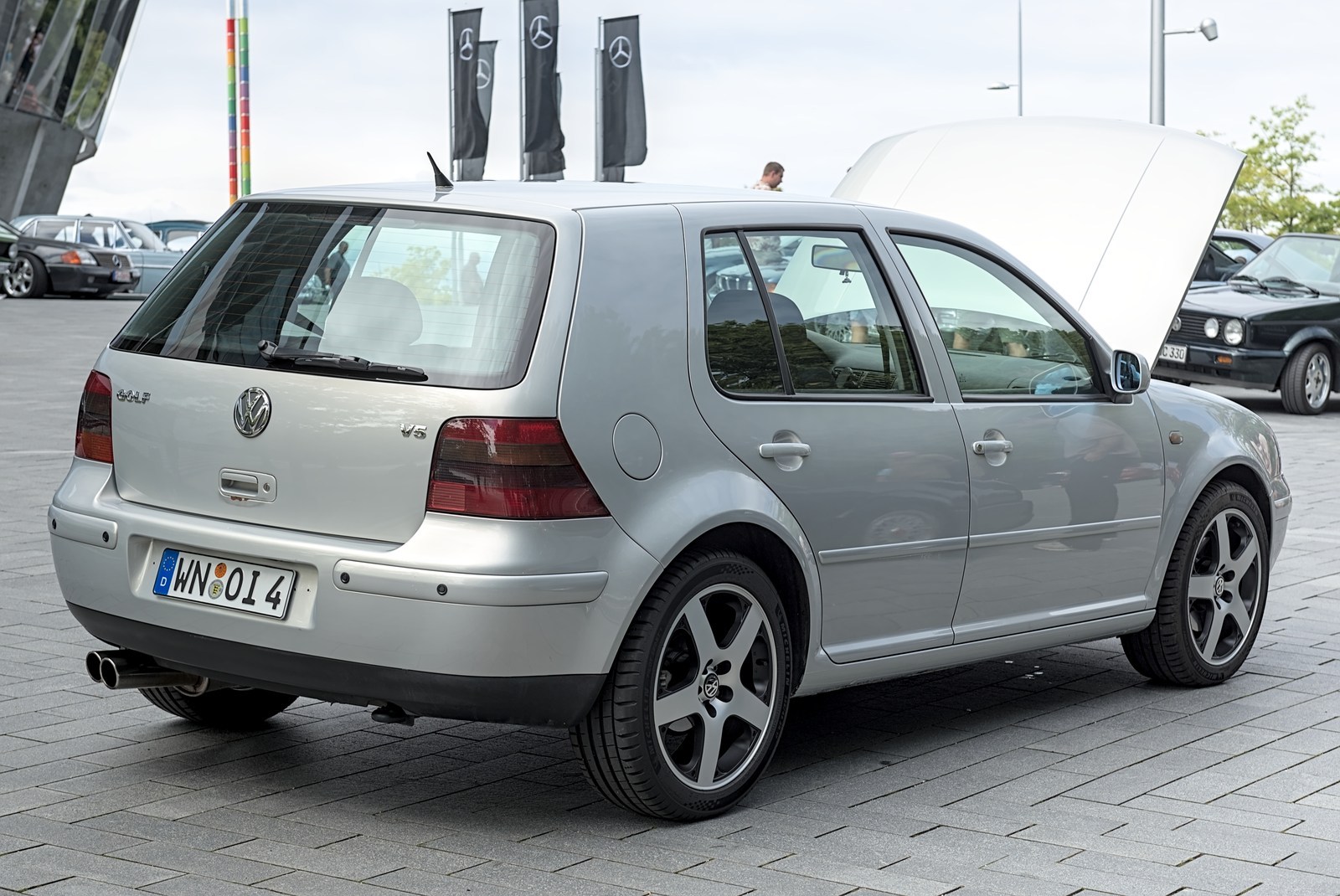 Volkswagen Golf IV V5 önden