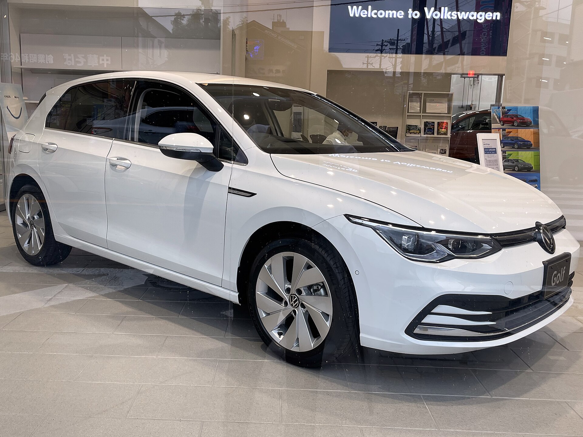 Volkswagen Golf 8 Alım Rehberi: 1.0 eTSI, 1.5 eTSI, DSG ve Yazılım kapak görseli