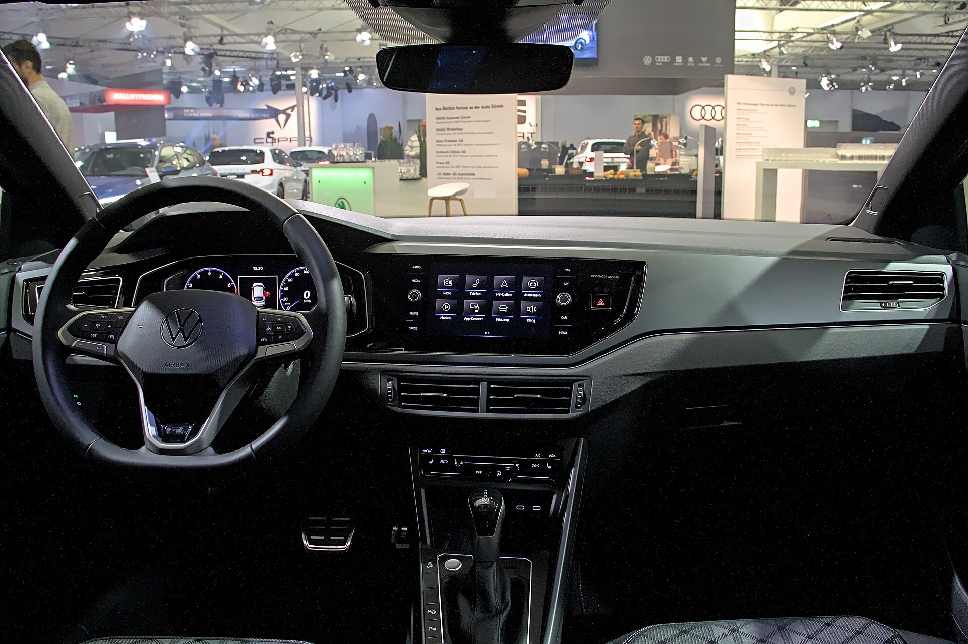 Volkswagen Taigo dijital kokpit ve multimedya ekranı