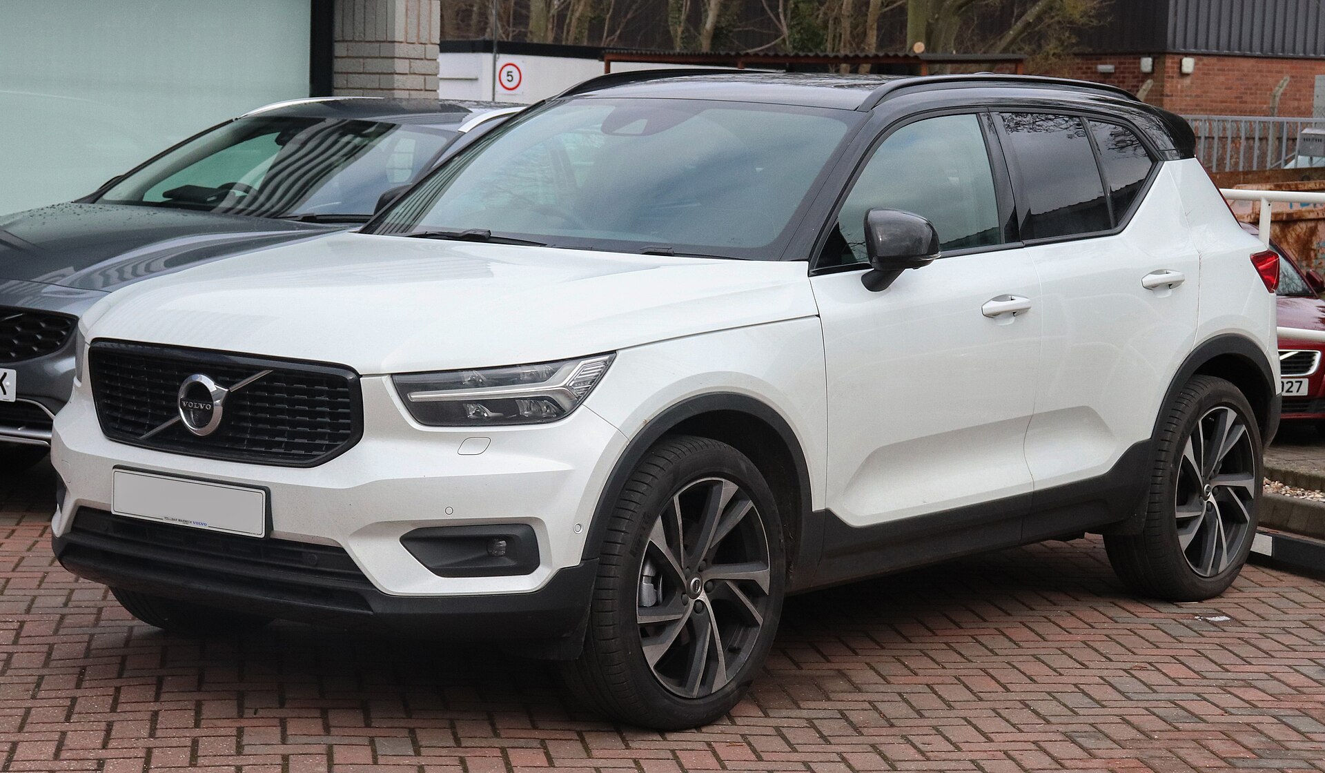 Volvo XC40 birinci nesil önden görünüm