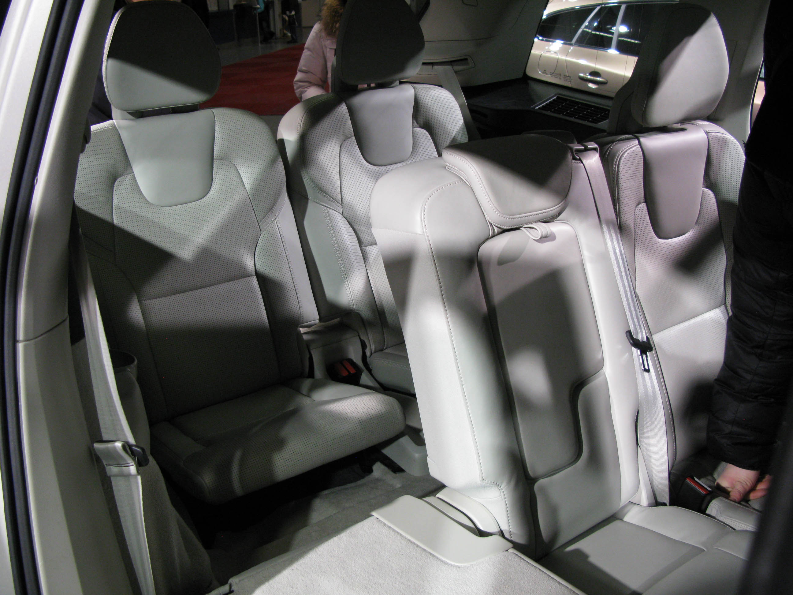Volvo XC90 II üçüncü sıra koltukları