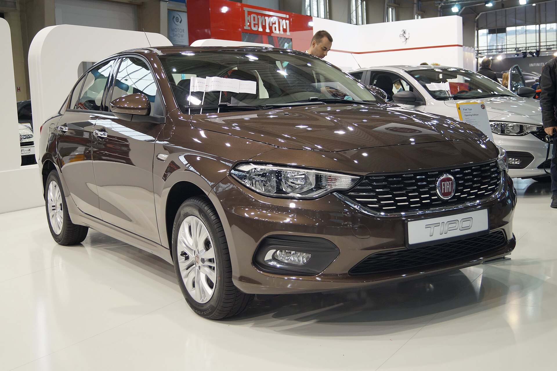 Fiat Tipo 356 ön görünüm; Egea 1.4 FIRE kasa ve panel aralıkları