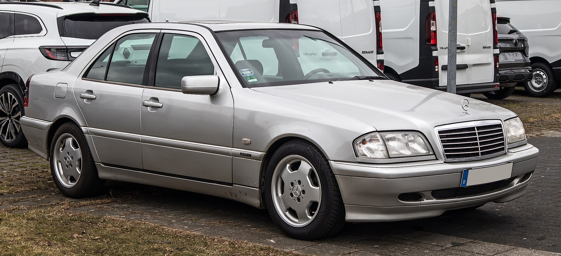 Makyajlı Mercedes-Benz C 230 Sport W202