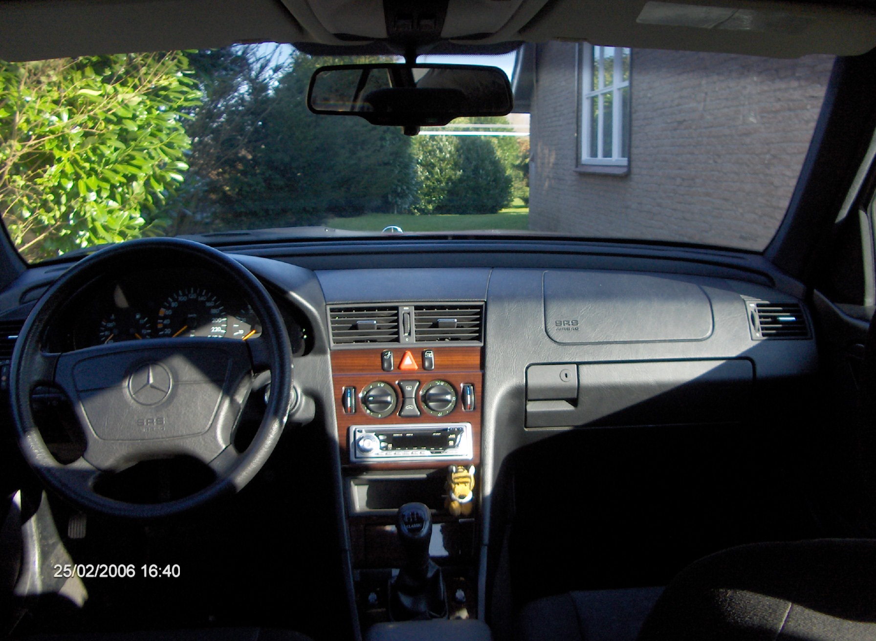 Mercedes-Benz W202 iç mekânı