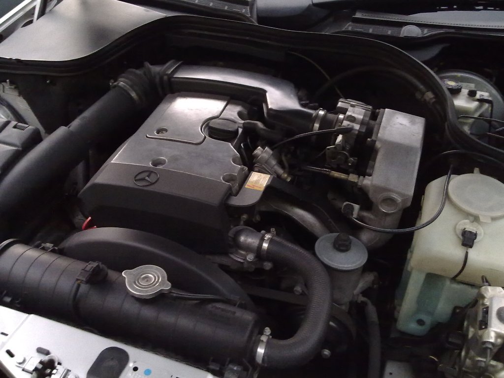 Mercedes-Benz M111 E18 motoru