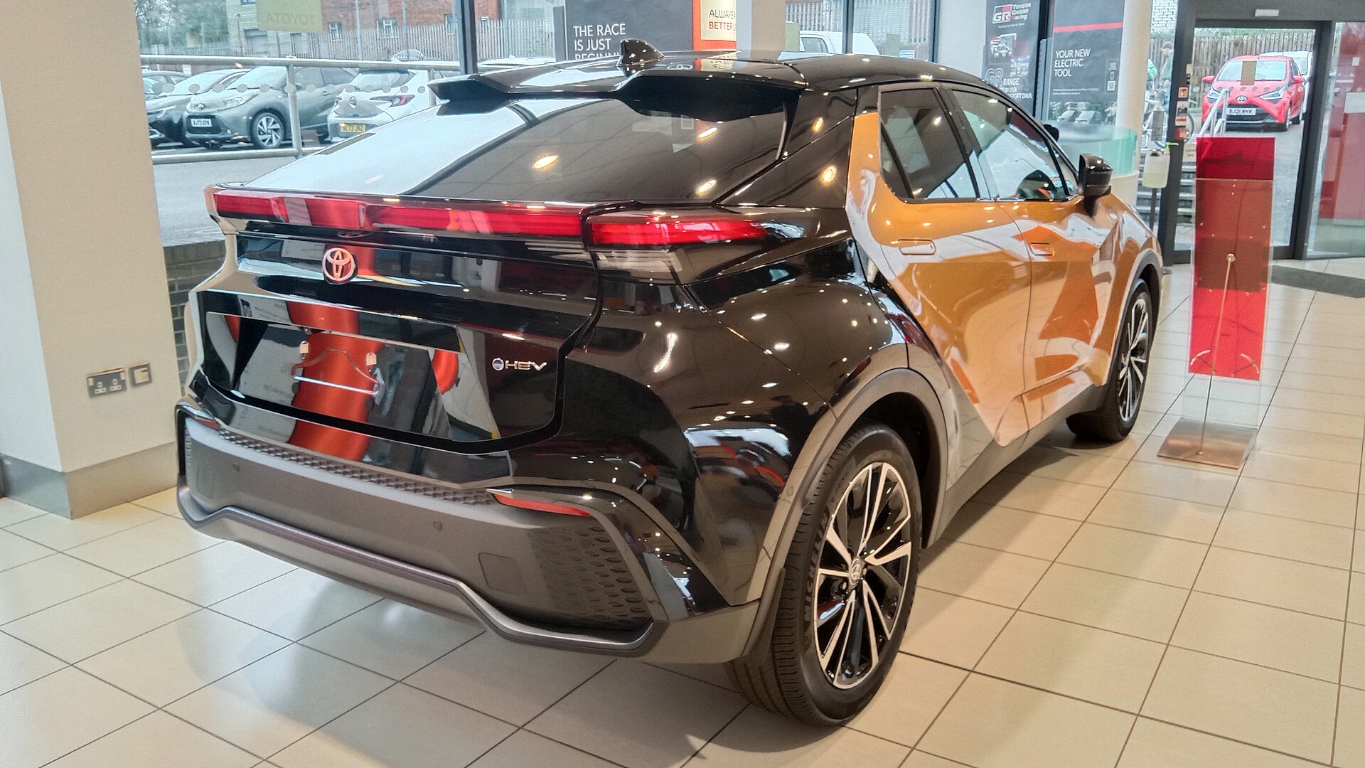 İkinci nesil Toyota C-HR iç mekân